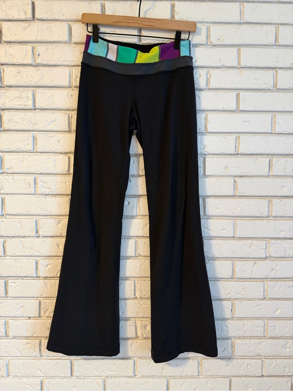 Lululemon athletica Groove Flare Pants | Size 6